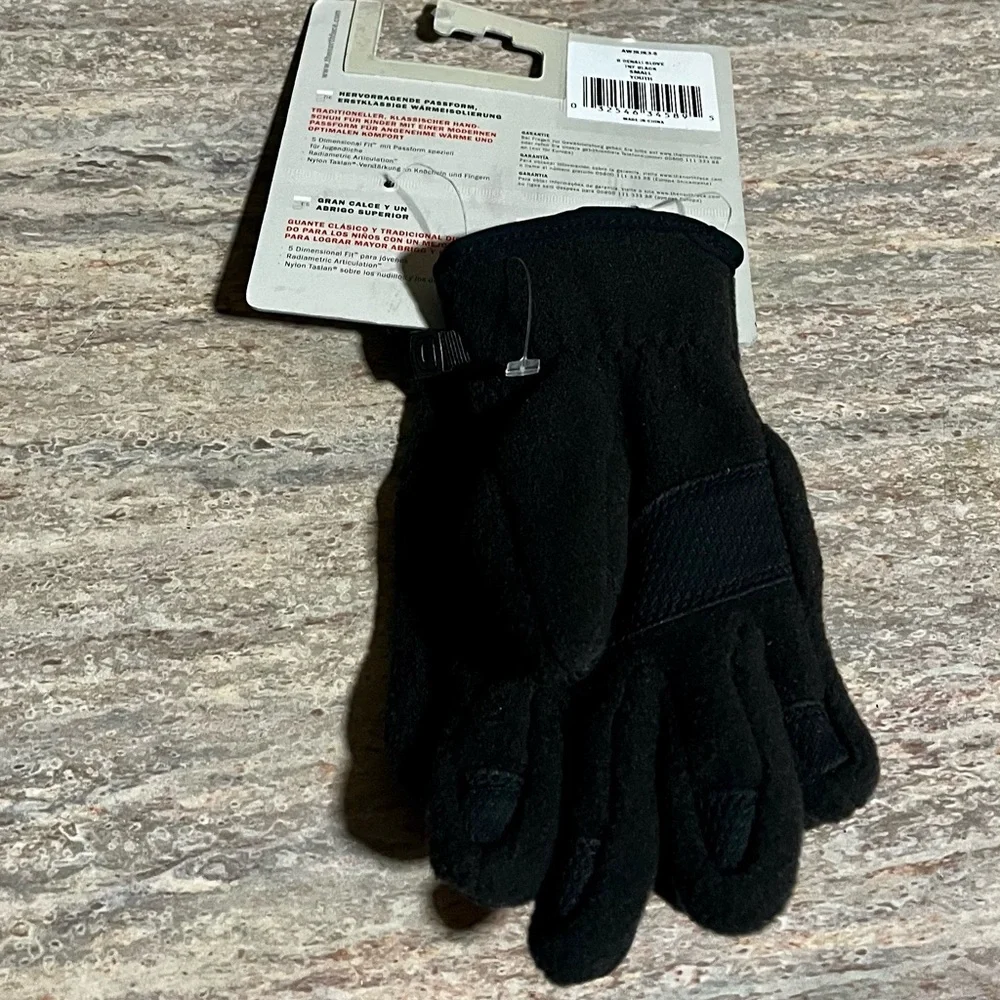 NWT The North Face Black Denali Youth Gloves